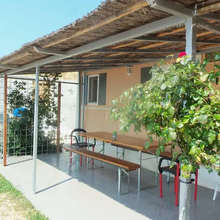 Casa vacanze Robinzon Wellnes Vranina Bol