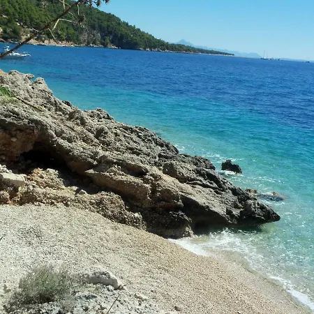 Casa vacanze Robinzon Wellnes Vranina Bol